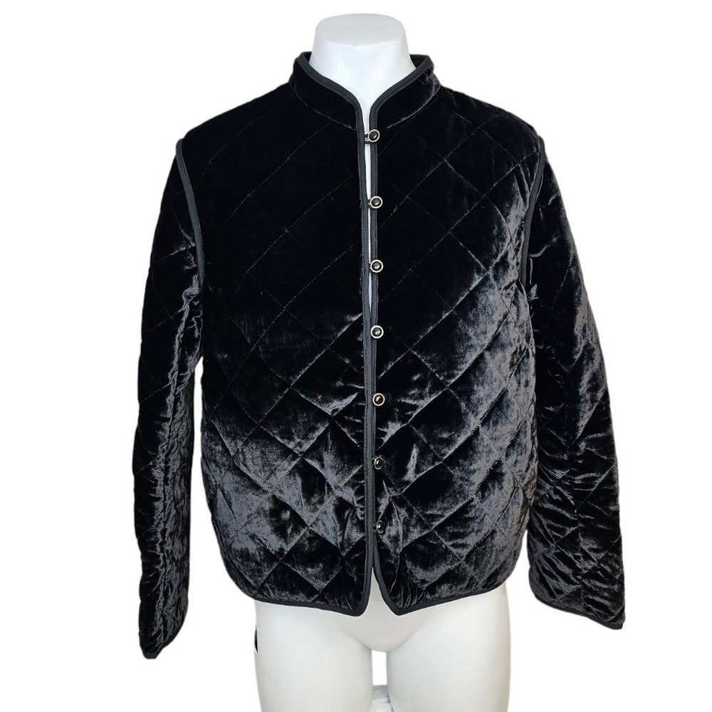 Aritzia Black Quilted Bomber Jacket
